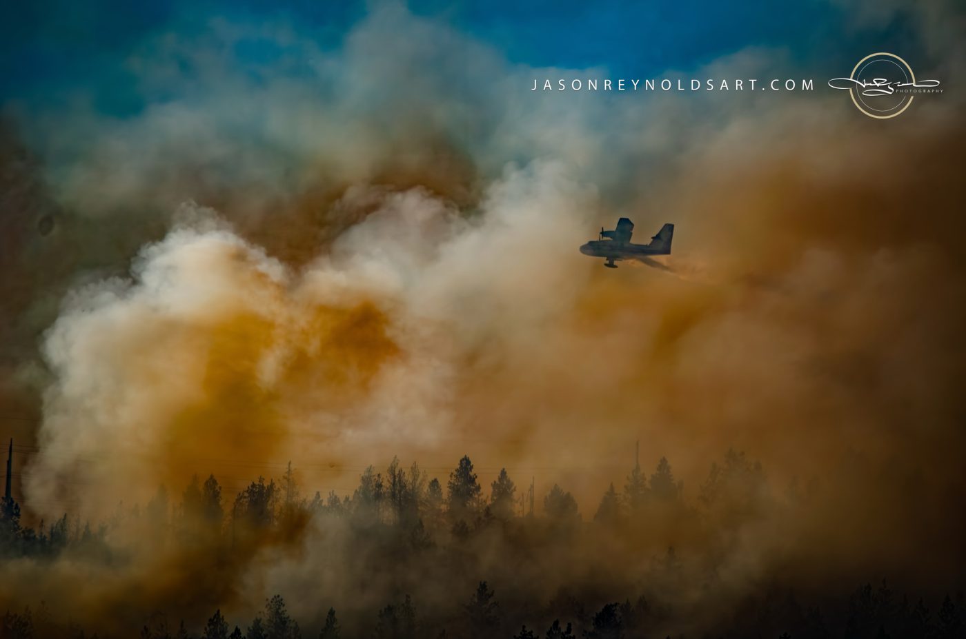 Air tanker over Spokane Valley smoke plume