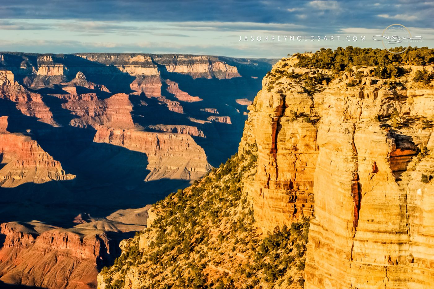 Grand Canyon — Sunlit Rim and Layered Cliffs